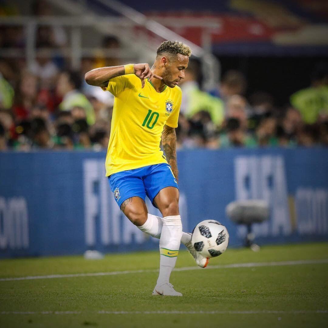 Aksi Diving Neymar adalah Hal Wajar Menurut Legenda Sepak Bola Brasil