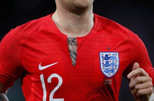 Mengapa Bintang Piala Dunia Ini Memotong Jersey Bagian Kerahnya