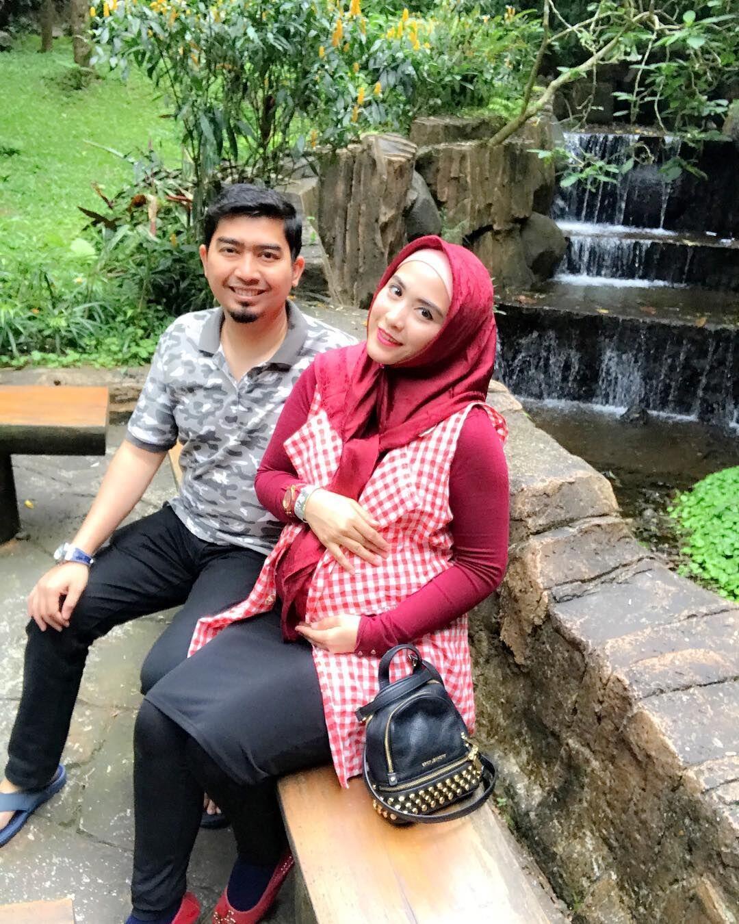 10 Transformasi April Jasmine, Artis Antagonis yang Jadi Ibu Tiga Anak