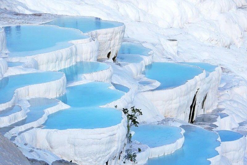 15 Tempat Ini Buktikan Bumi Jadi Planet Paling Keren, Cantik Banget!