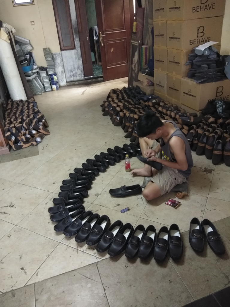 Sepatu Handmade
