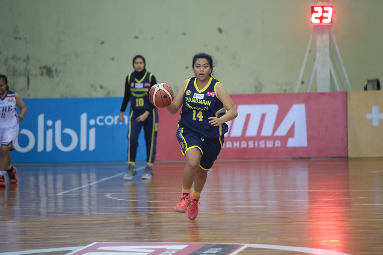 Meski Kurang Persiapan, Putri Unpad Menang di Laga Perdana