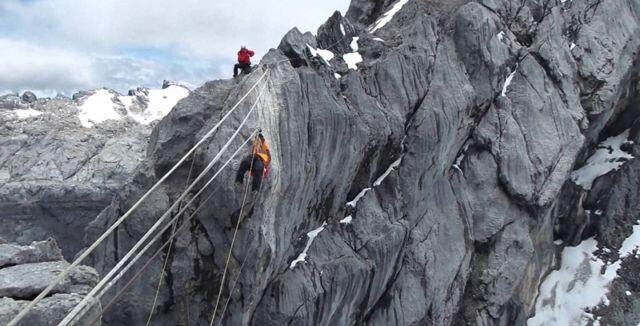 11 Fakta Gunung Jayawijaya di Papua yang Belum Kamu Ketahui