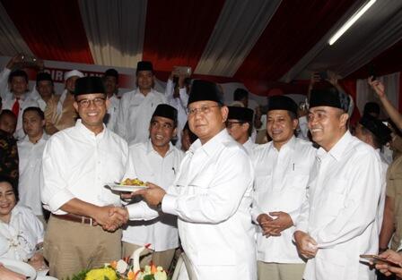 Prabowo Serius Pertimbangkan Anies Cawapres