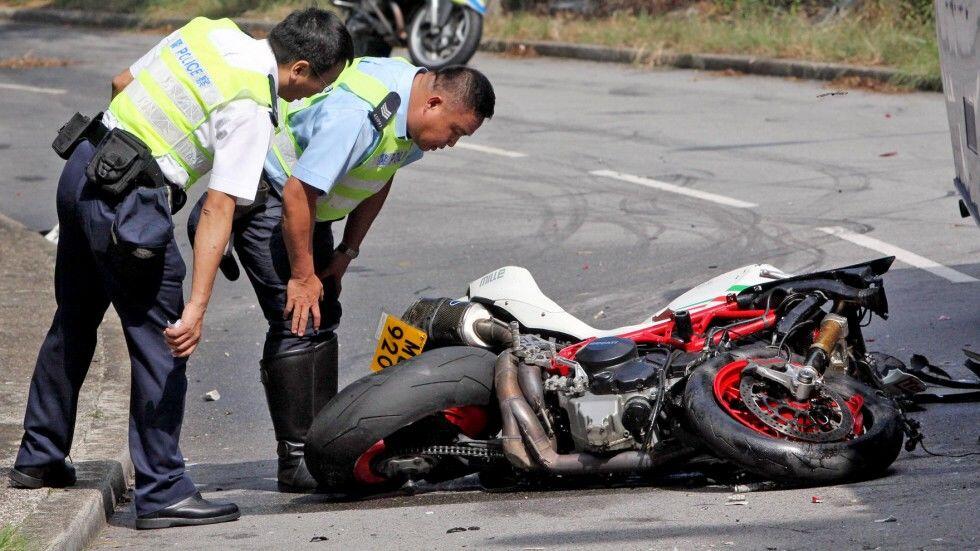 Jangan Lakukan 7 Hal Ini Ketika di Atas Motor Karena Berisiko