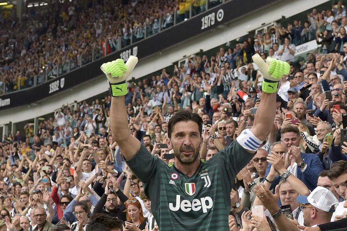 Komentar Gianluigi Buffon Usai Resmi Bergabung di Paris Saint-Germain