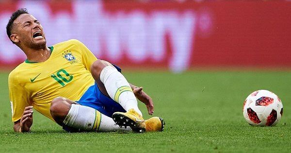 Satu SD Dilarang Main Bola Karena Muridnya Tirukan Gaya Diving Neymar