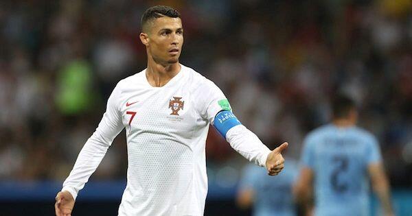 Pihak yang Untung & Buntung dari Rencana Transfer Ronaldo ke Juventus