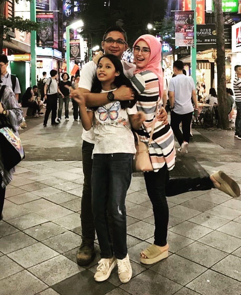 7 Tahun Menikah, Ini 10 Potret Bahagia Keluarga Pasha & Adel