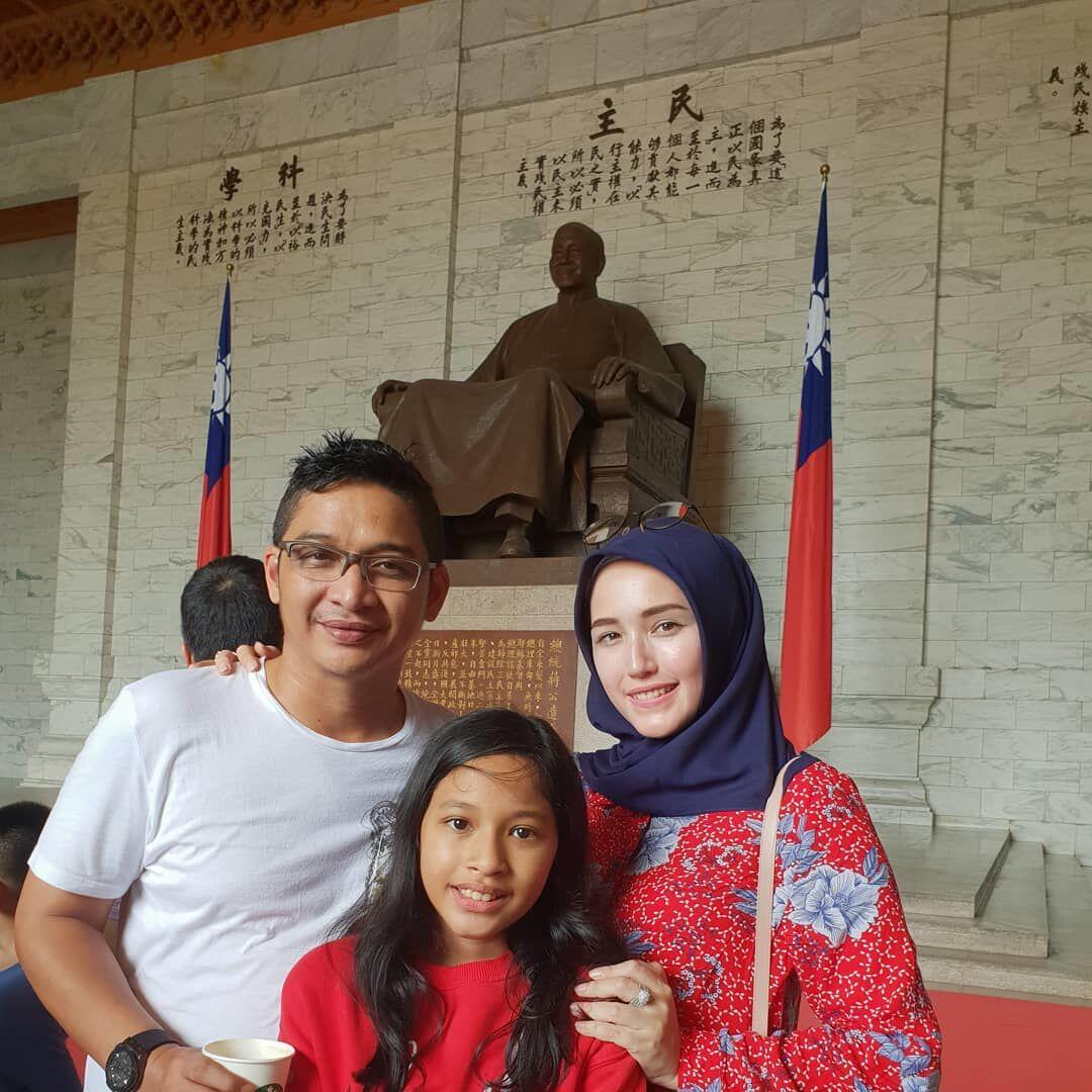 7 Tahun Menikah, Ini 10 Potret Bahagia Keluarga Pasha & Adel