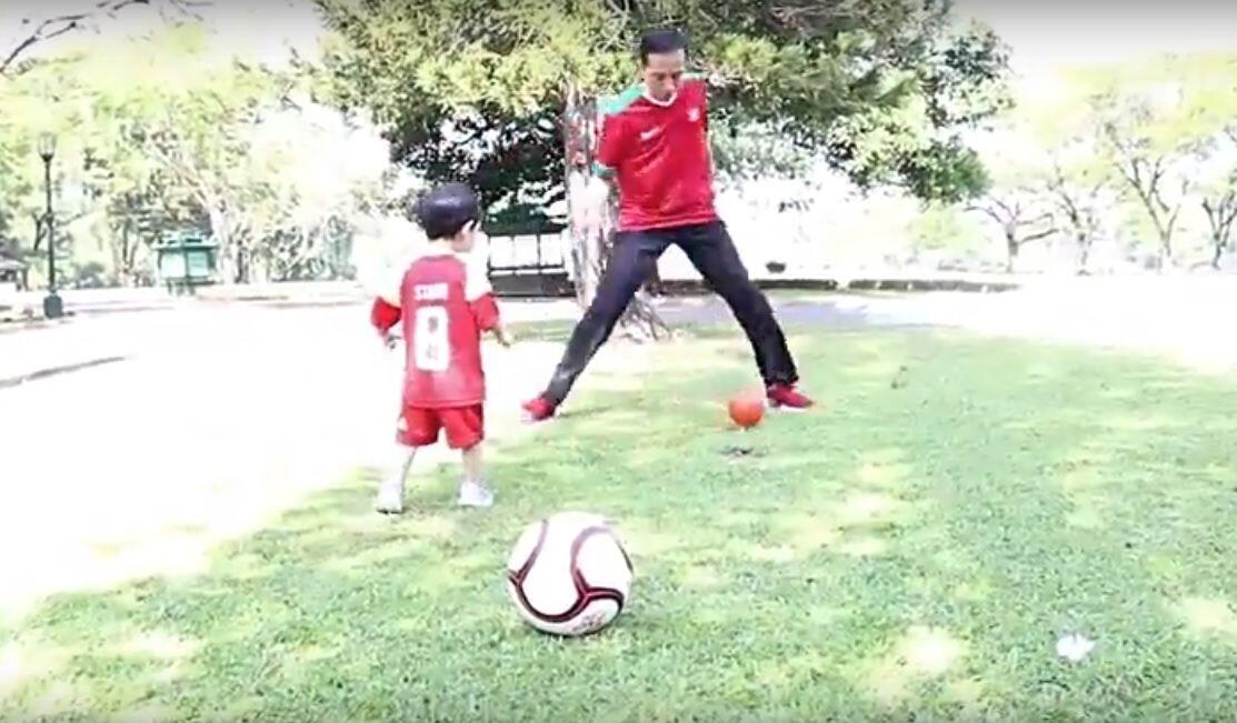 Main Tinju dan Sepakbola Bareng Cucu, Jokowi Promosikan Asian Games