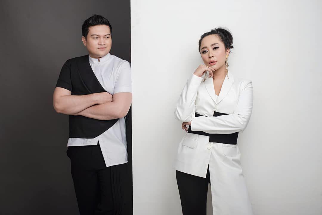Segera Menikah, 10 Potret Manis Pre Wedding Chikita Meidy