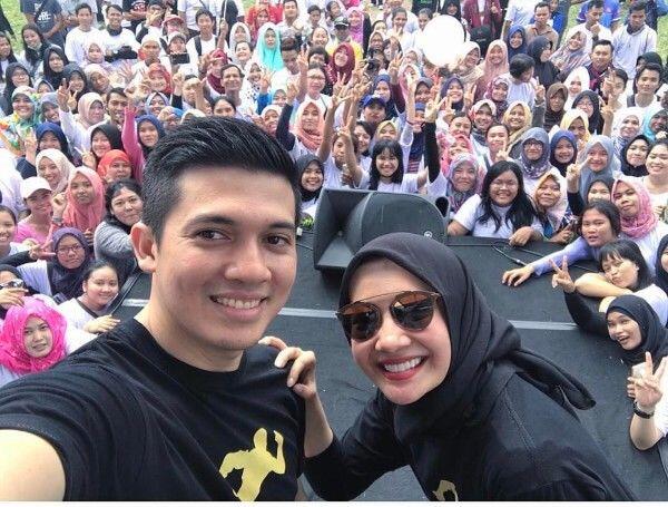 10 Momen Romantis Pasangan Irwansyah & Zaskia Sungkar, Bikin Iri!
