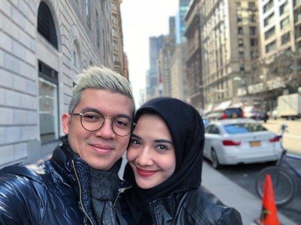 10 Momen Romantis Pasangan Irwansyah & Zaskia Sungkar, Bikin Iri!