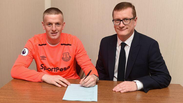Jordan Pickford, Kiper Terbaik Inggris yang Suka Tinju