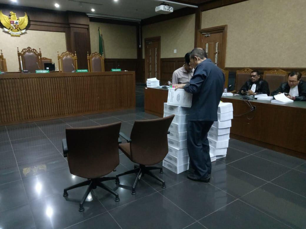 Fredrich Yunadi dan KPK Sama-Sama Ajukan Banding Vonis Hakim