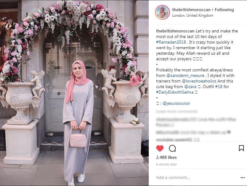 6 Ide Gaya Outfit Polos ala Salma, Fashion Influencer Asal London