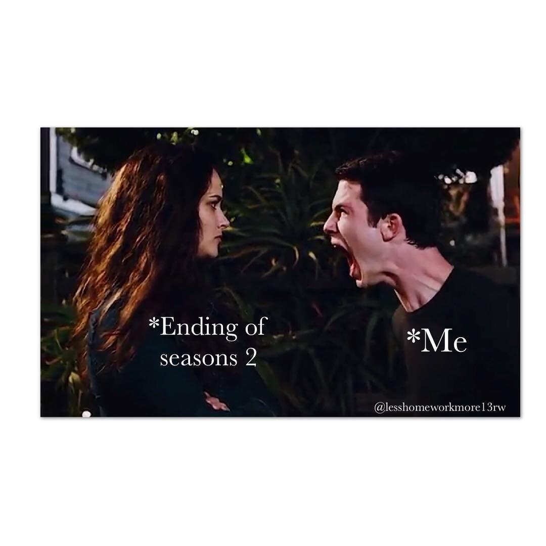 10 Meme "13 Reasons Why" Buatan Netizen yang Bikin Ngakak