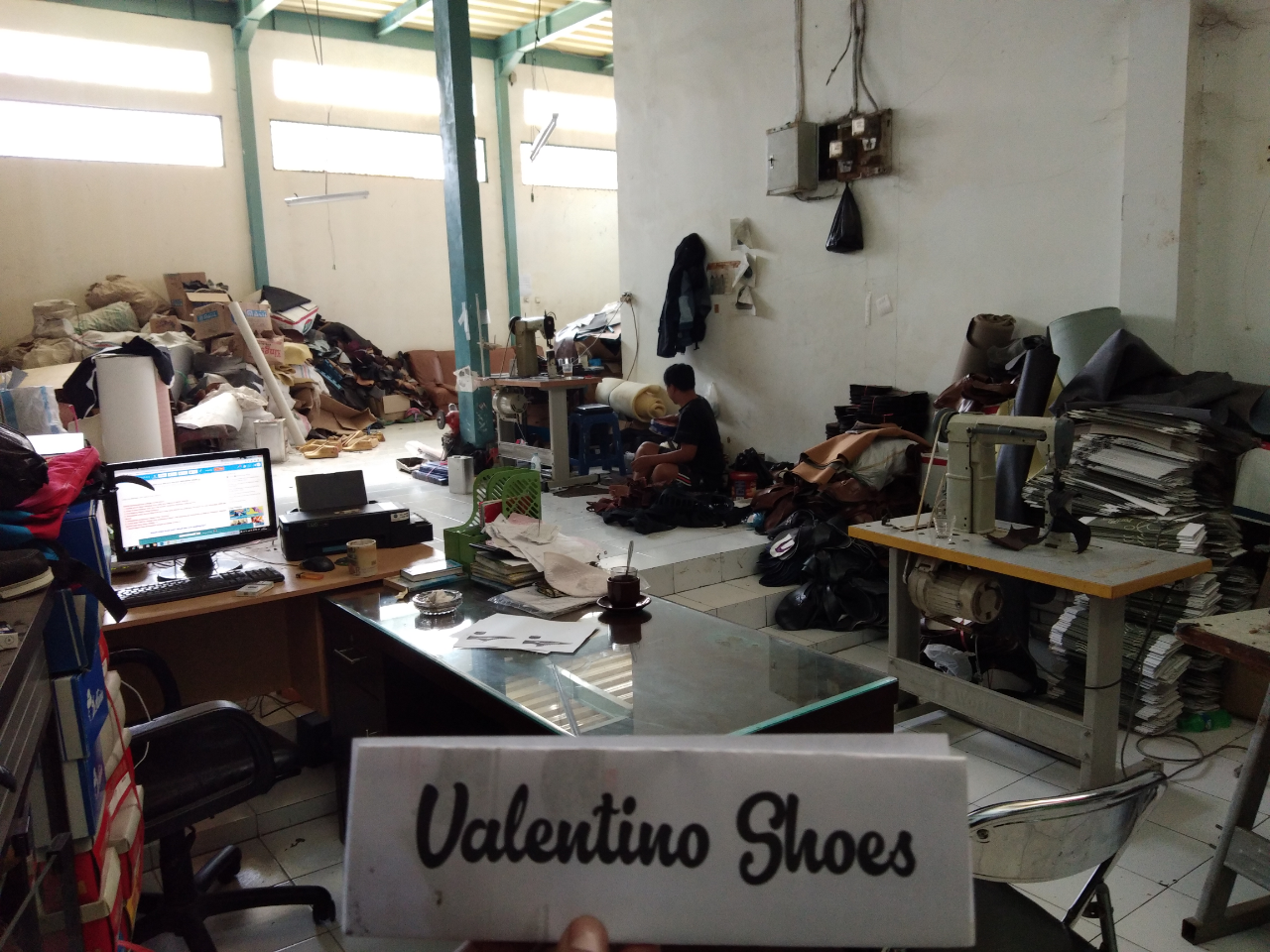 DICARI Investor Untuk Memenuhi Orderan Sepatu Brand Terkenal 2,5%/bulan FIX No RESIKO