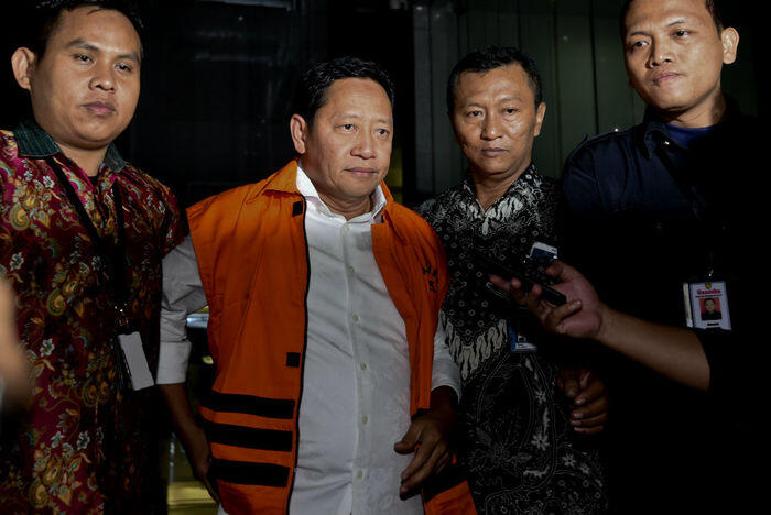 Cagub tahanan KPK menang di Maluku Utara