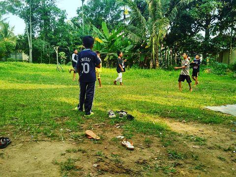 6 Fakta Sepak Bola Bagi Anak Desa