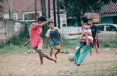 6 Fakta Sepak Bola Bagi Anak Desa