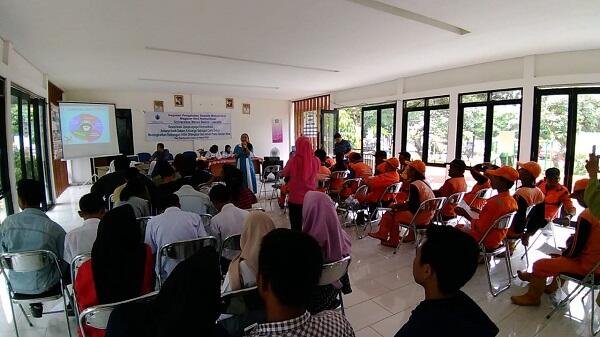 Pentingnya Menjaga Kualitas Komunikasi Intim Antara Orang Tua dan Anak 