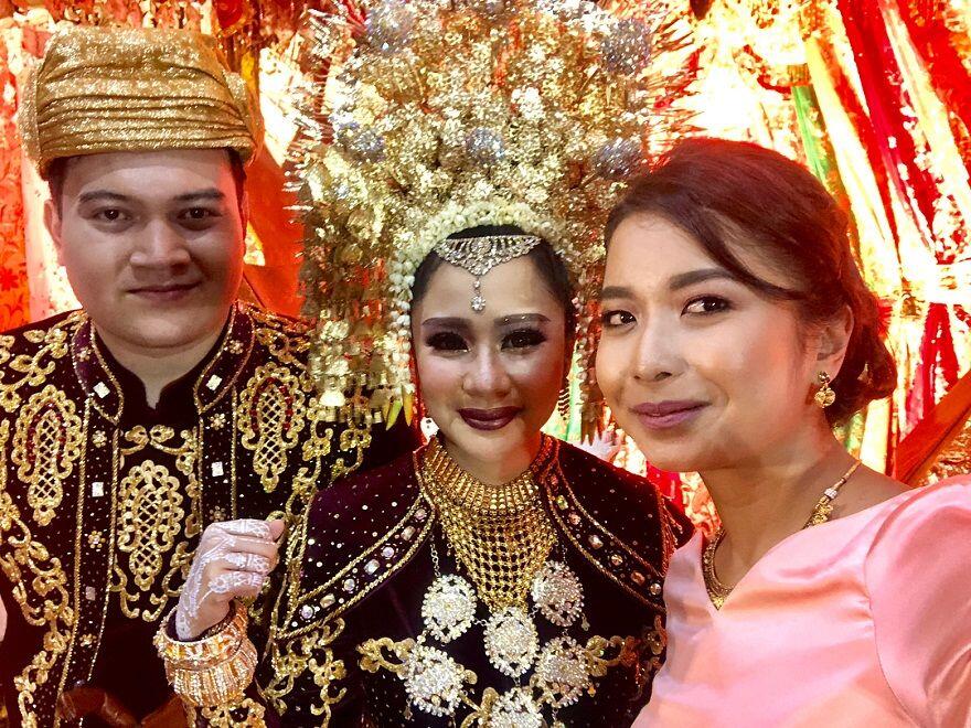 Sah, 10 Potret Manis Pernikahan Chikita Meidy dan Indra Aditya