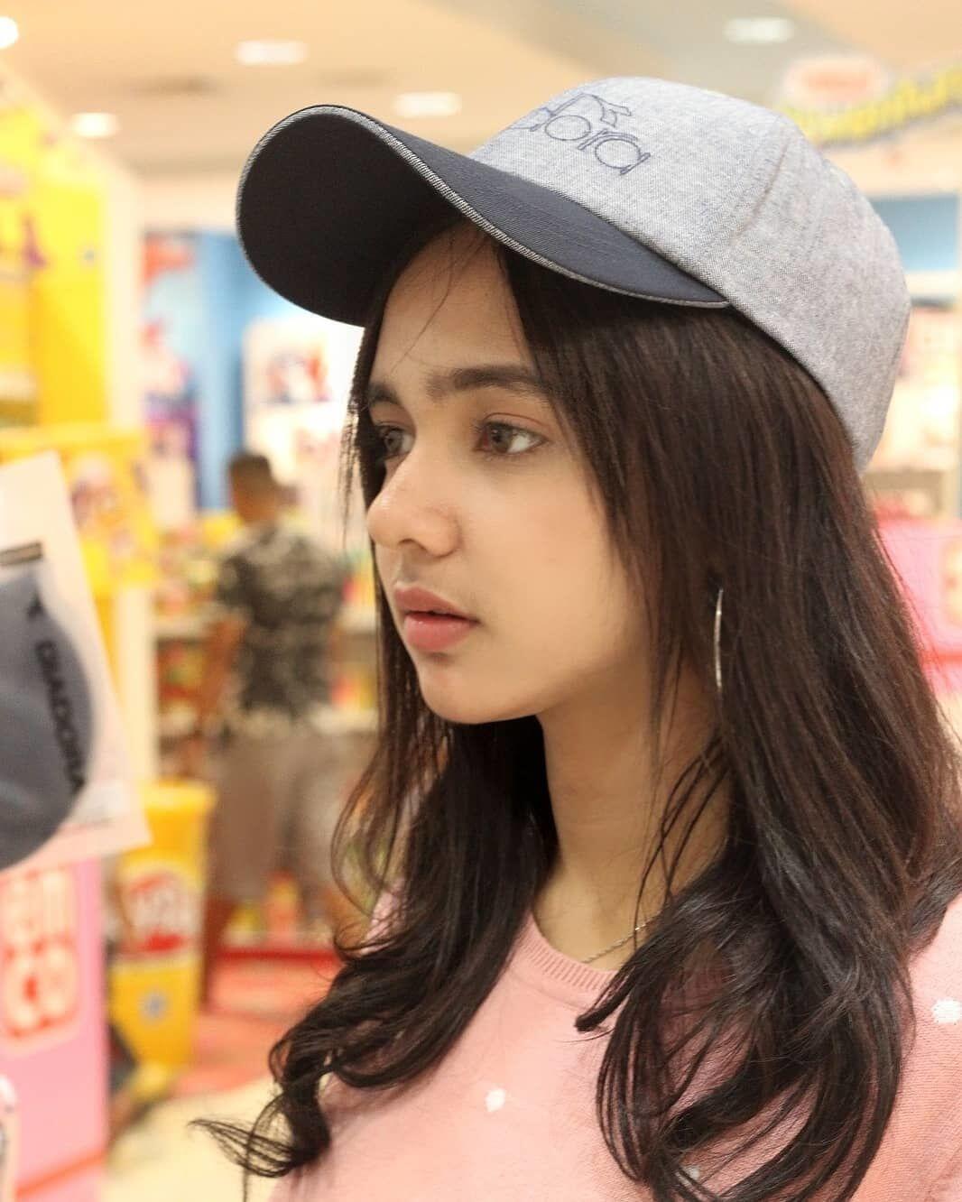 Perankan Ashanti di Sinetron Seleb, Ini 10 Potret Manis Dianda Sabrina