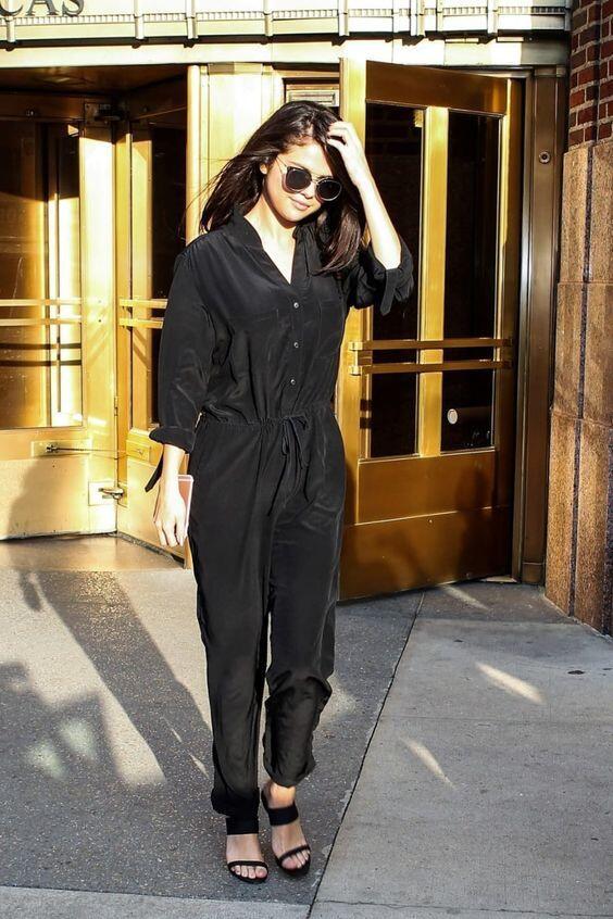 7 OOTD Kece ala Selena Gomez untuk Musim Panas, Stylish Banget!