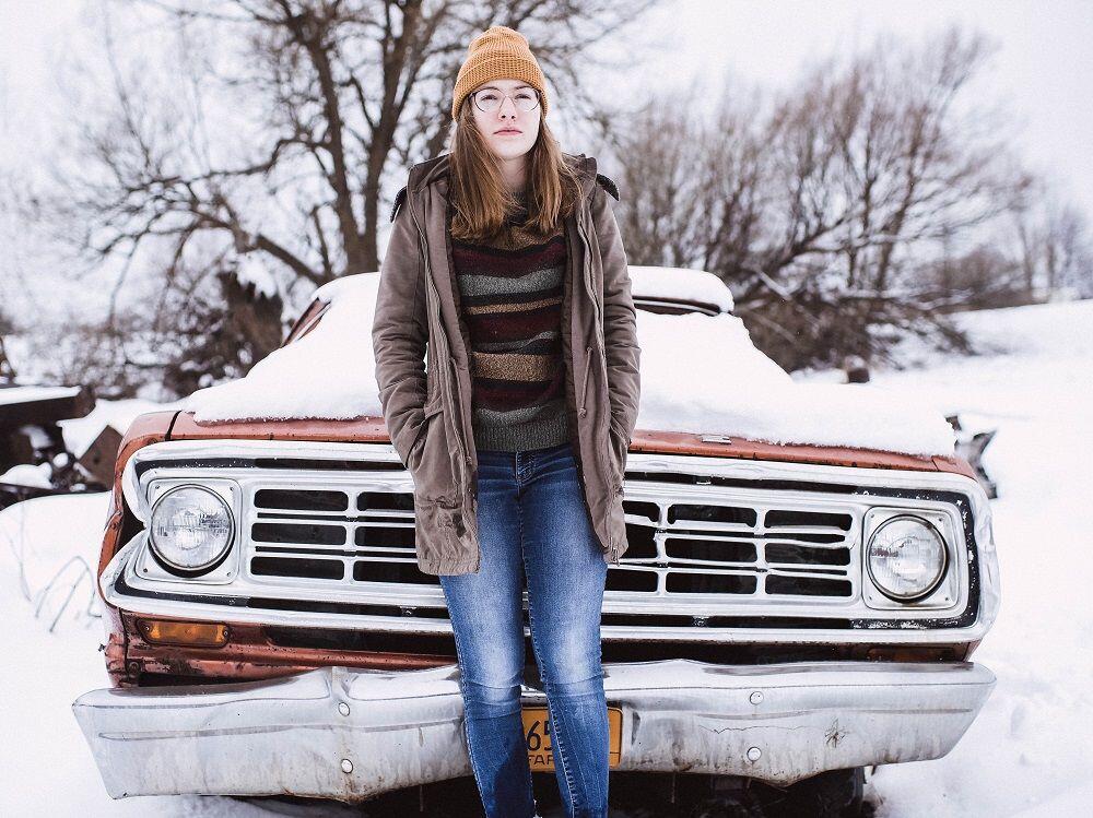 12 Item yang Harus Kamu Pakai untuk Tampilan Boyish Look