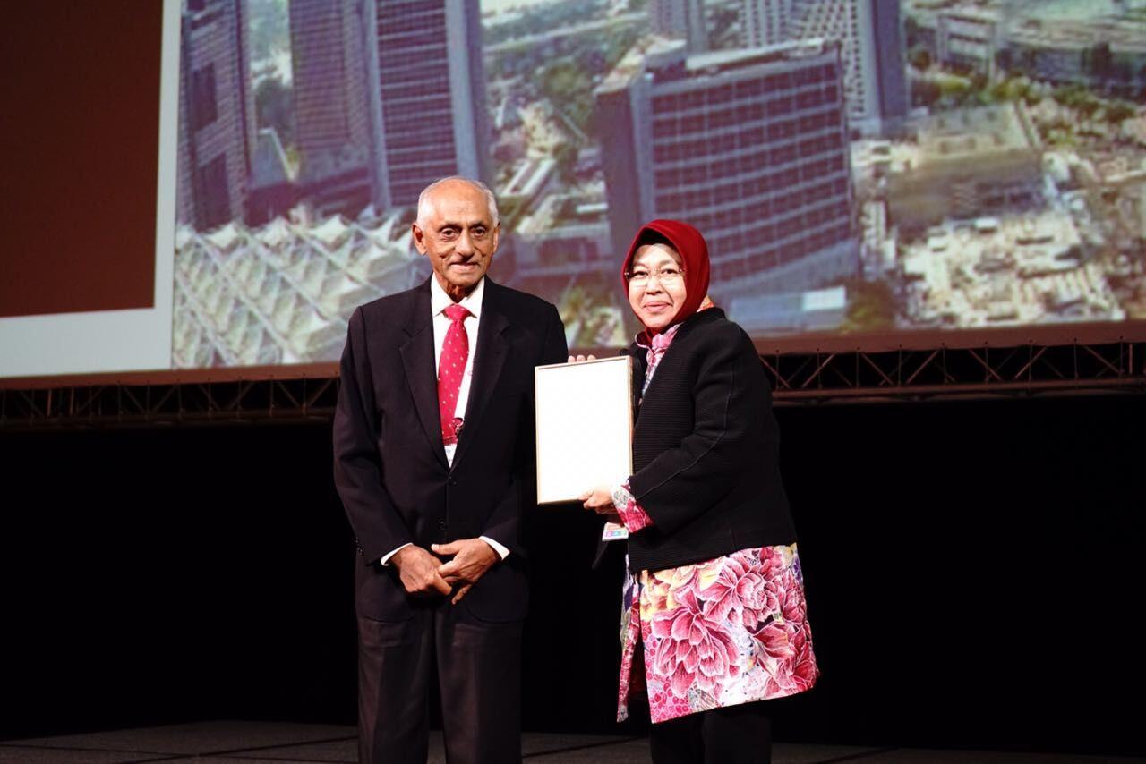 4 Hal yang Bikin Risma Menangkan Penghargaan Lee Kuan Yew