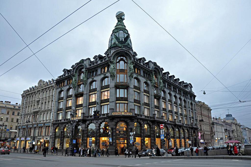 Rekomendasi Toko Souvenir di Kota St. Petersburg, Unik & Murah!