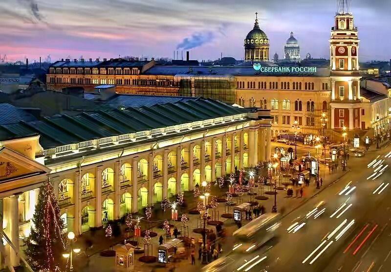 Rekomendasi Toko Souvenir di Kota St. Petersburg, Unik & Murah!