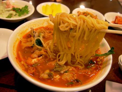 Cari Makanan Halal Di Korea Selatan? Intip Tips-Nya Disini.