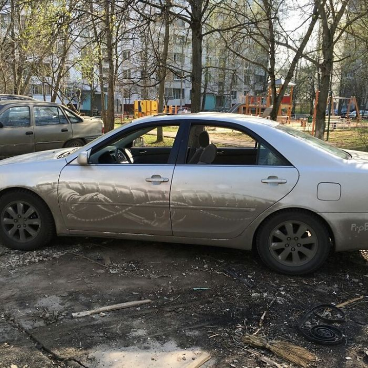 Mobil Kotor Dan Berdebu Disulap Jadi Lukisan Cantik!