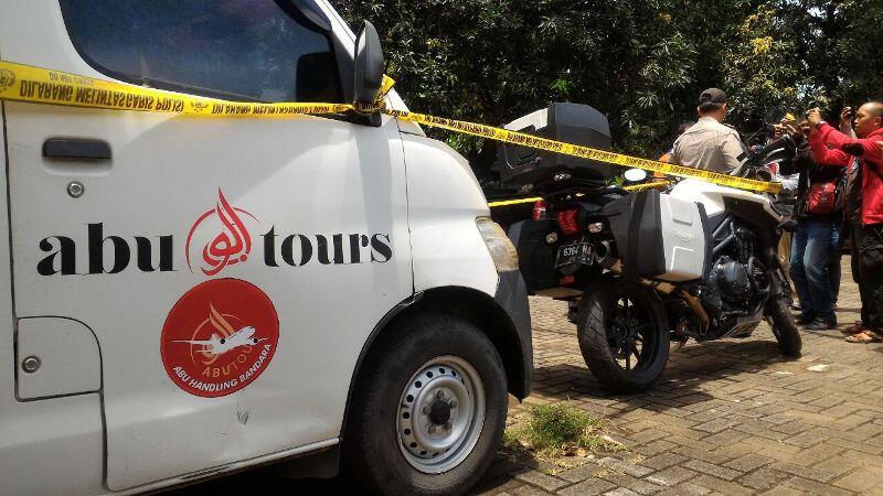 Istri Bos ABU Tours Turut Ditahan