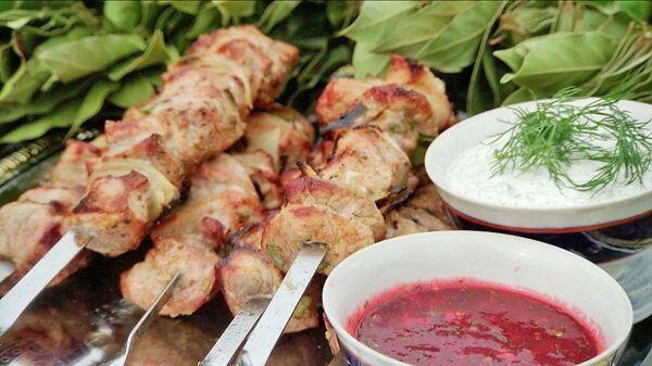 Lezatnya Shashlik, Kuliner Khas Rusia yang Mirip Sate Indonesia