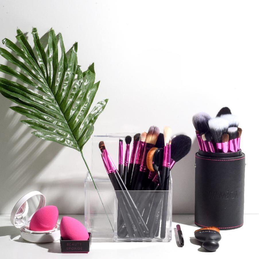 7 Rekomendasi Kuas Makeup Keluaran Merek Lokal