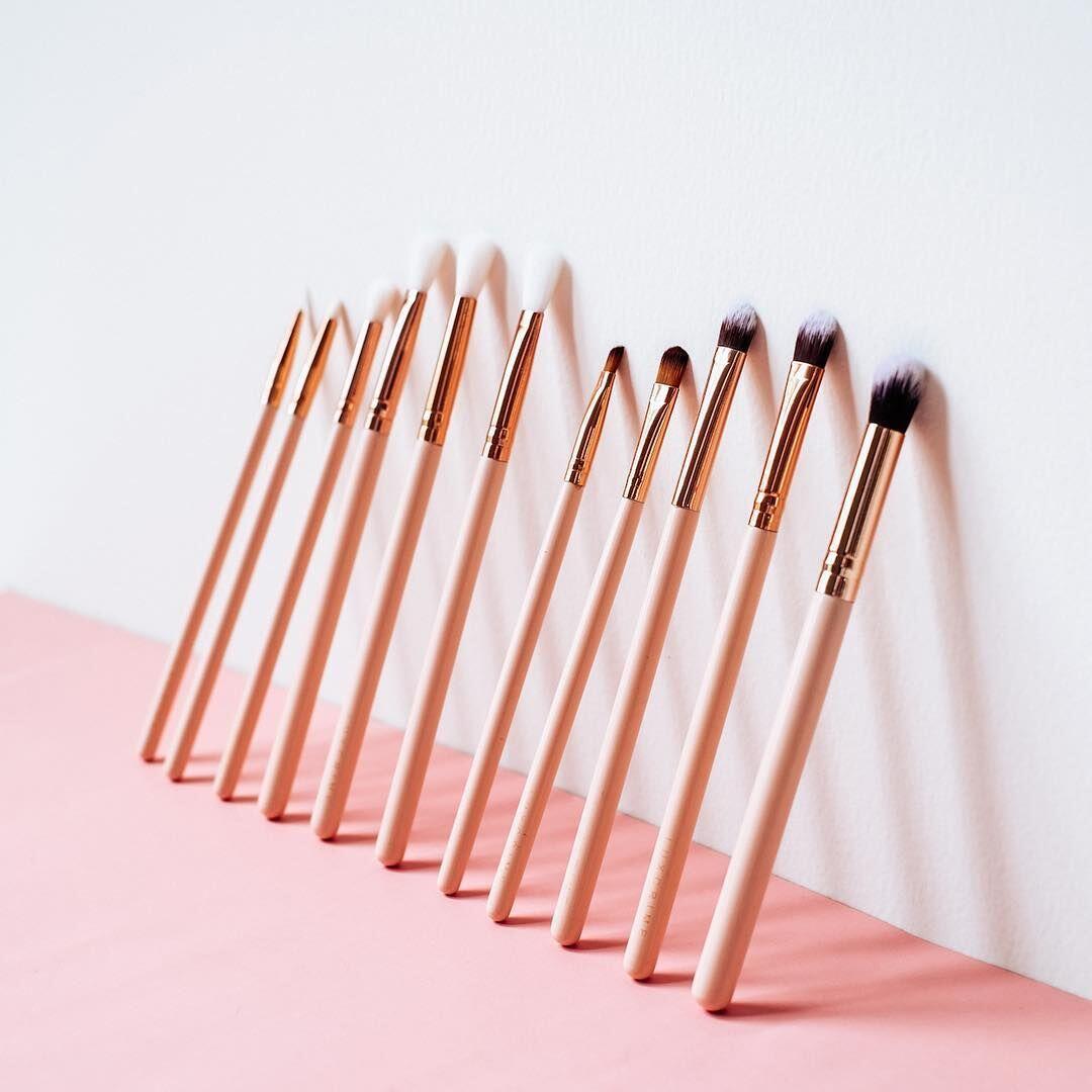 7 Rekomendasi Kuas Makeup Keluaran Merek Lokal