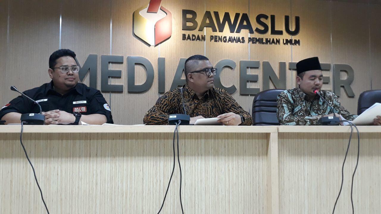 Terjadi Politik Uang di 35 Daerah, Pengamat: Bawaslu Tidak Optimal
