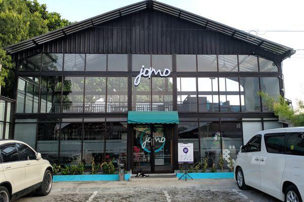 Jomo Coffee, Tempat Nongkrong Asyik di Jogja yang Wajib Kamu Kunjungi