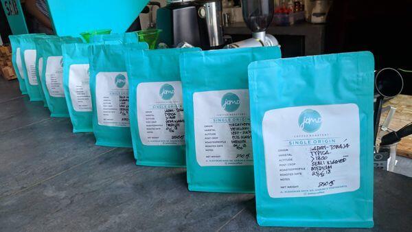 Jomo Coffee, Tempat Nongkrong Asyik di Jogja yang Wajib Kamu Kunjungi