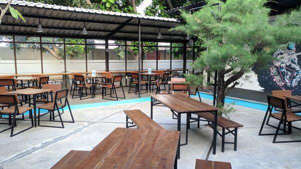 Jomo Coffee, Tempat Nongkrong Asyik di Jogja yang Wajib Kamu Kunjungi