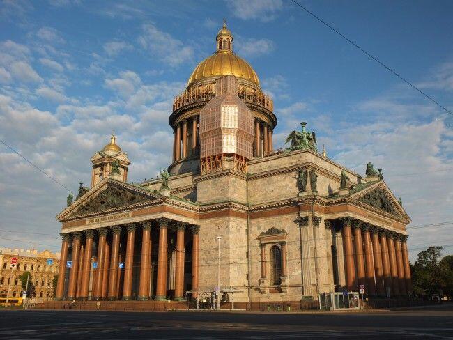 Menilik St. Isaac Cathedral, Gereja dengan Arsitektur Unik di Rusia