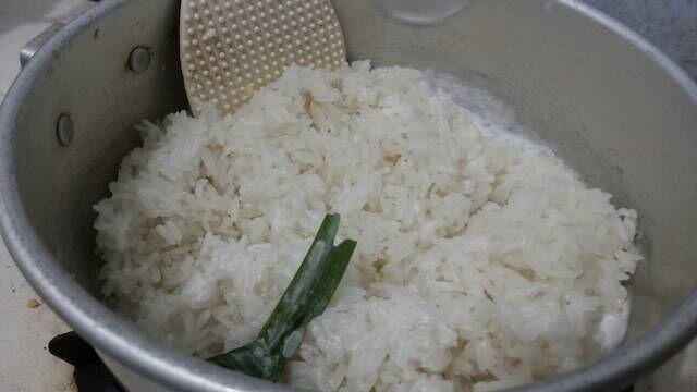 Rasanya Mirip Kroket Daging, Resep Mudah Lemper Goreng Krispy Isi Abon