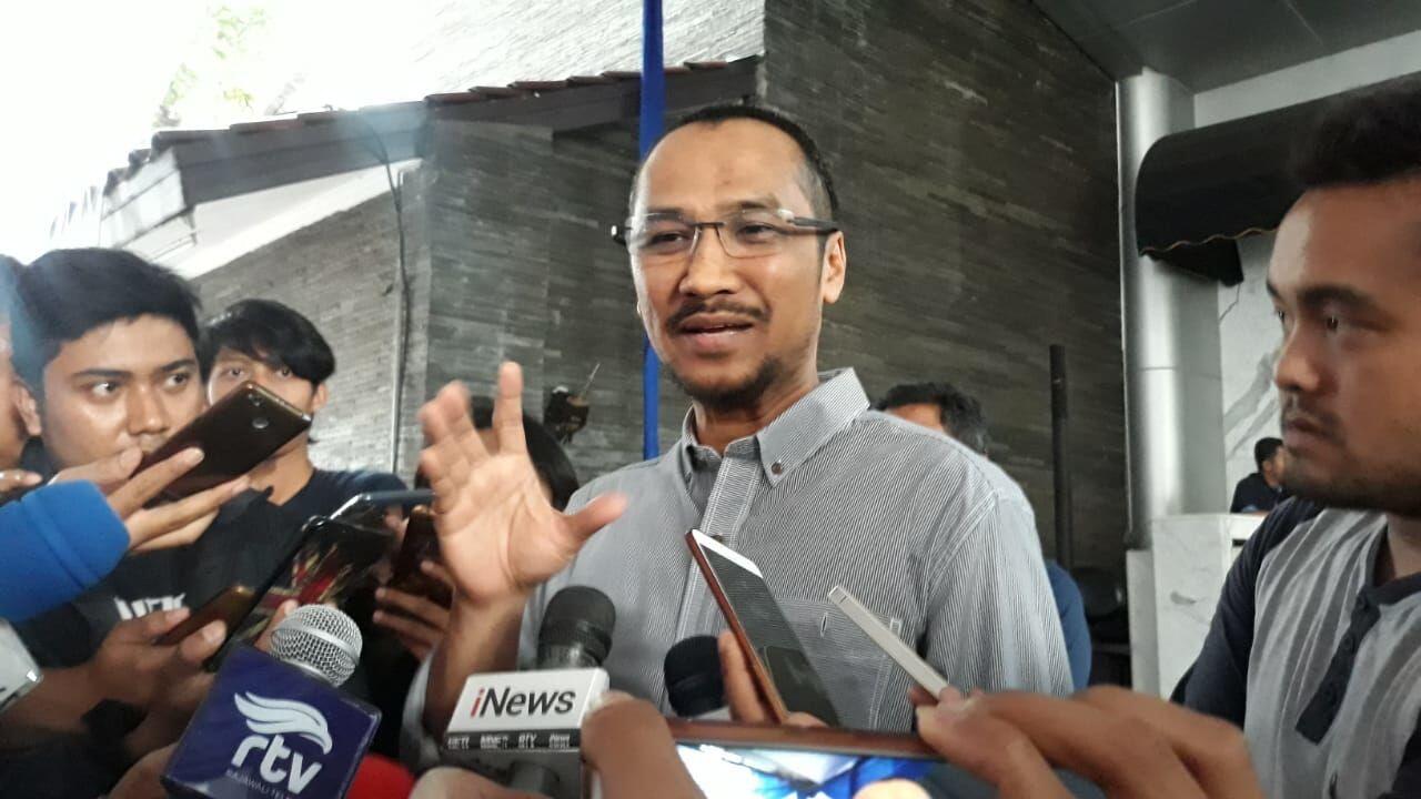 Berkunjung ke Nasdem, Abraham Samad Tertarik Jadi Pendamping Jokowi?
