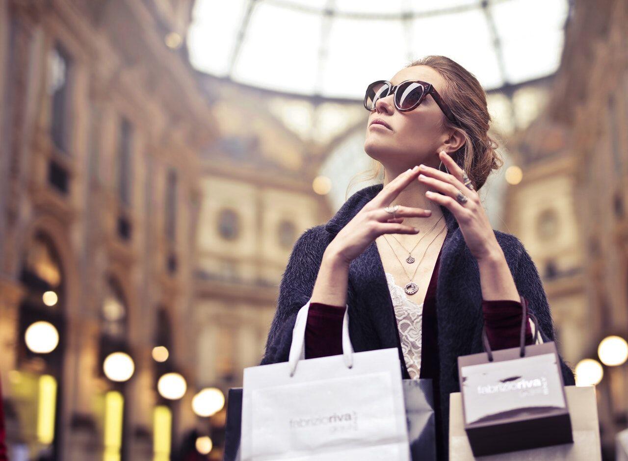 5 Tips Cermat buat Cewek Gila Belanja, Biar Kantong Gak Bolong!