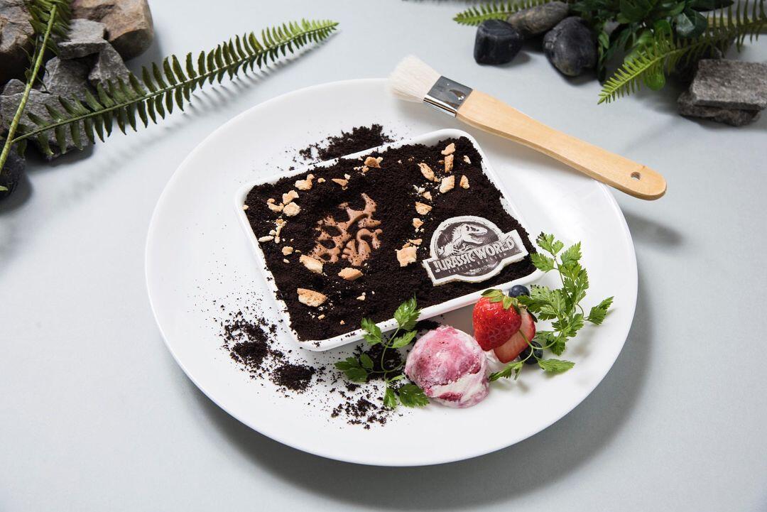 11 Menu Unik di Jurassic World Cafe Jepang, Berani Cobain Semua?