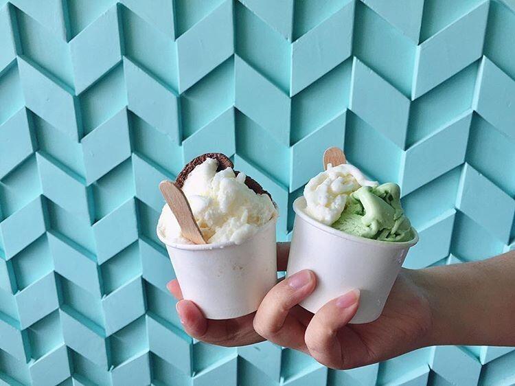 7 Es Krim & Gelato Enak yang Hanya Ada di Samarinda, Lumer di Mulut!